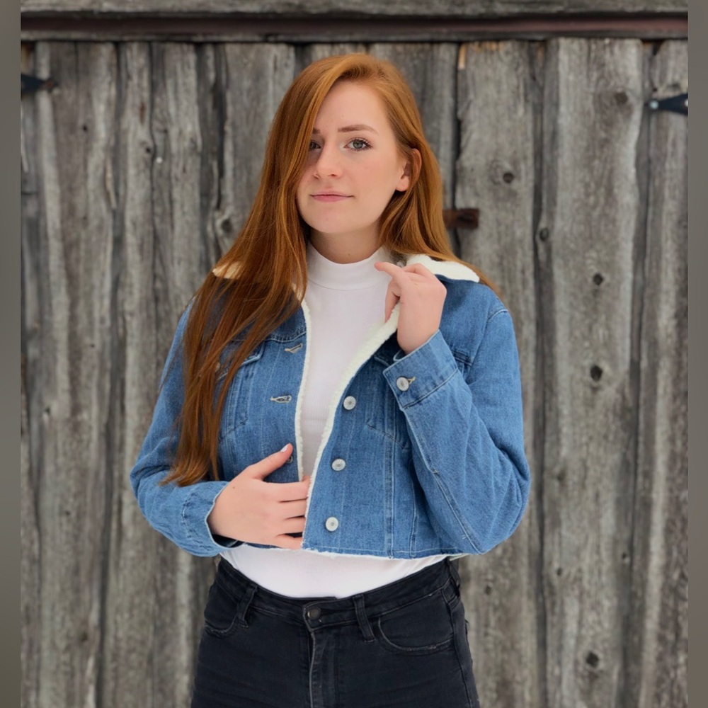 Long Sleeve Insulated Cropped Jean Jacket